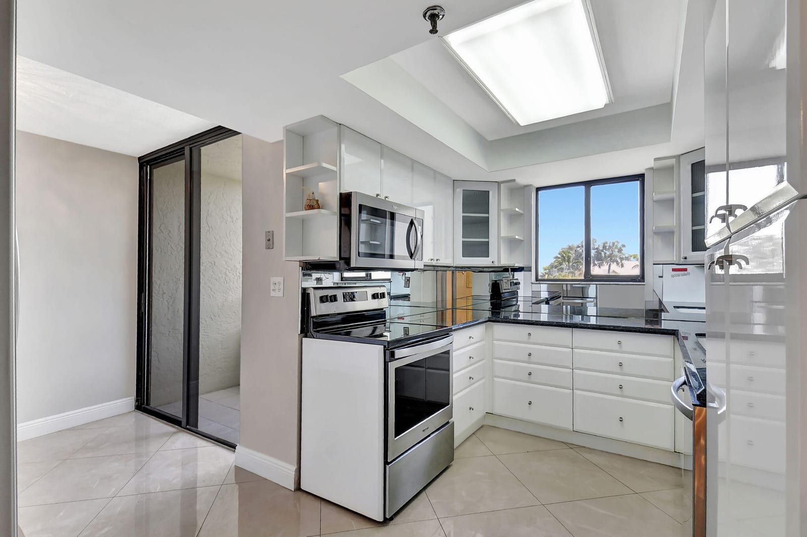 6372 La Costa Drive 302, Boca Raton, FL 33433 photo 4
