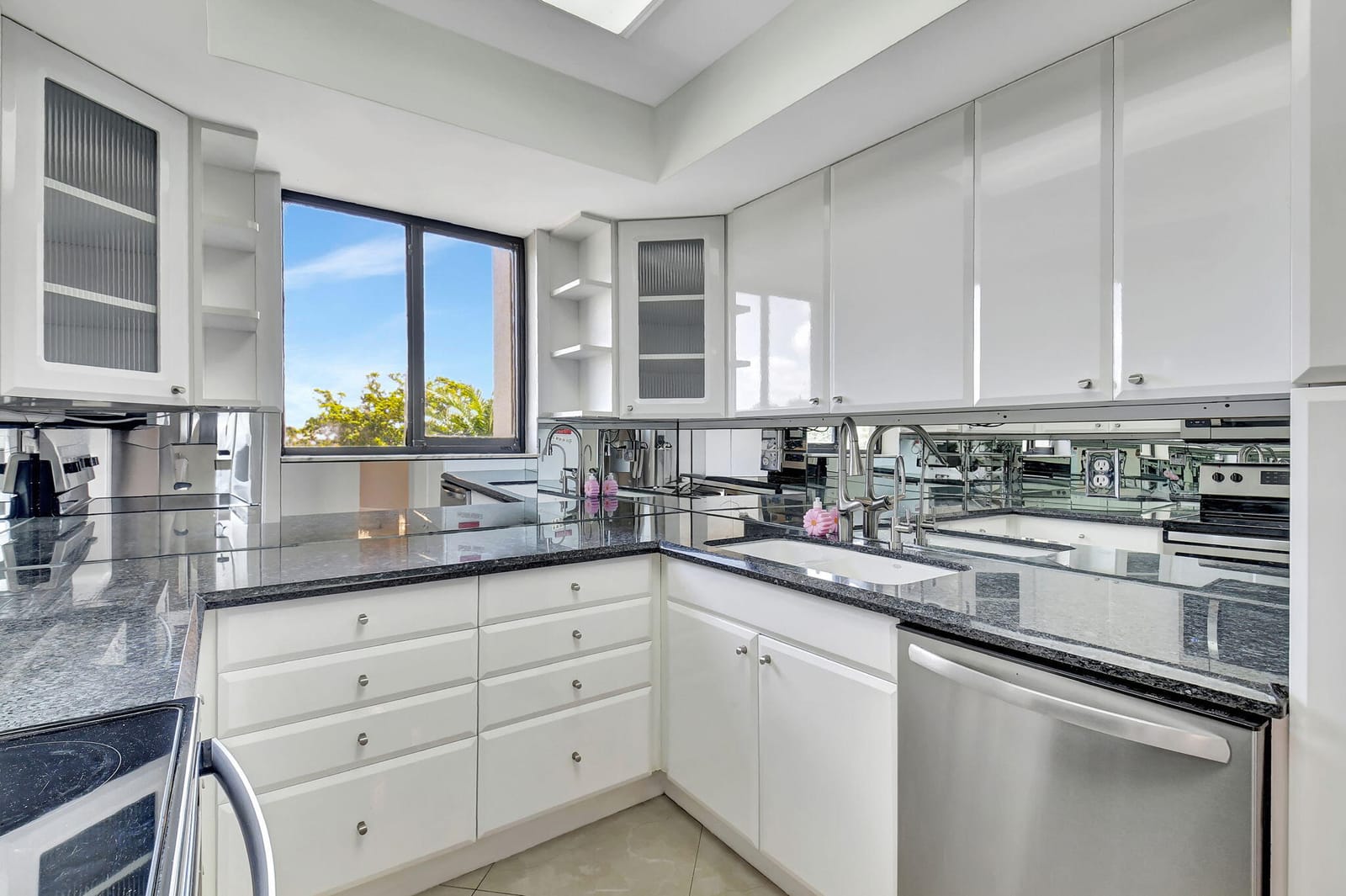 6372 La Costa Drive 302, Boca Raton, FL 33433 photo 6
