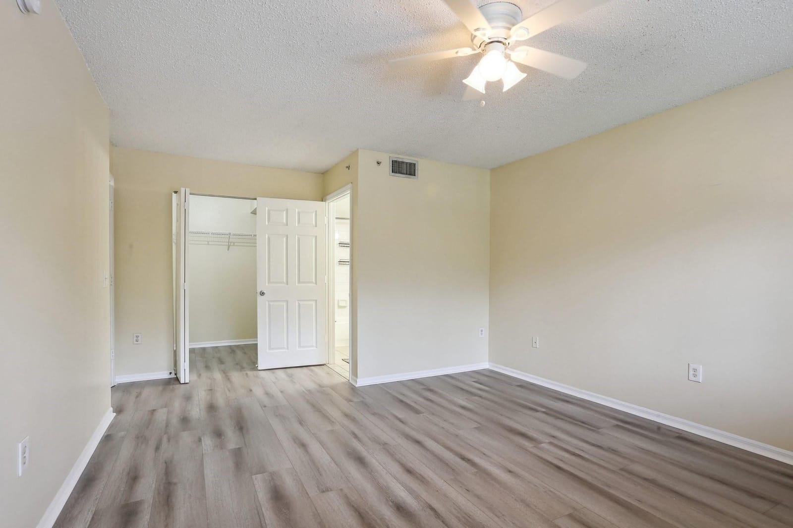 5051 Wiles Road 201, Coconut Creek, FL 33073 photo 19