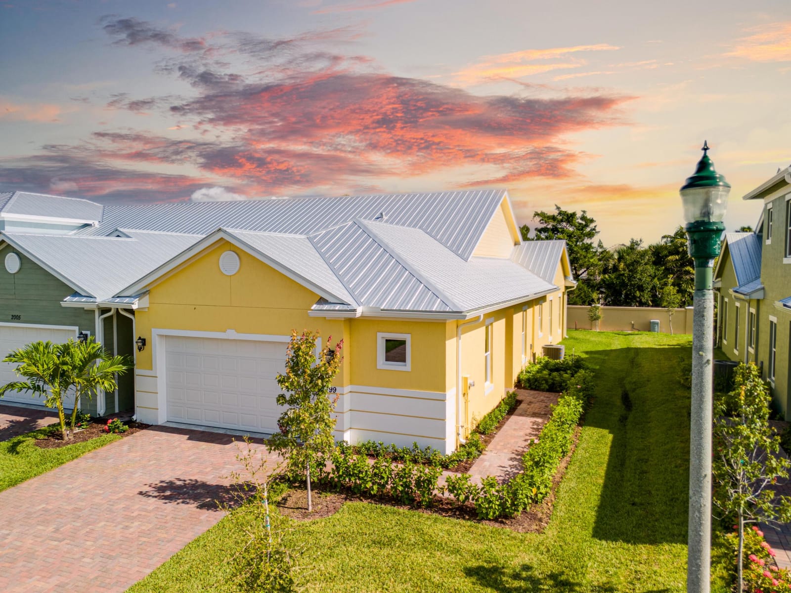 2005 Bridgepointe Circle 99, Vero Beach, FL 32967