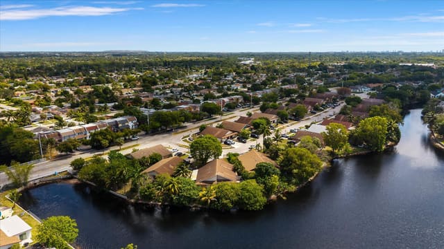 6552 Harbour Road, North Lauderdale, FL 33068