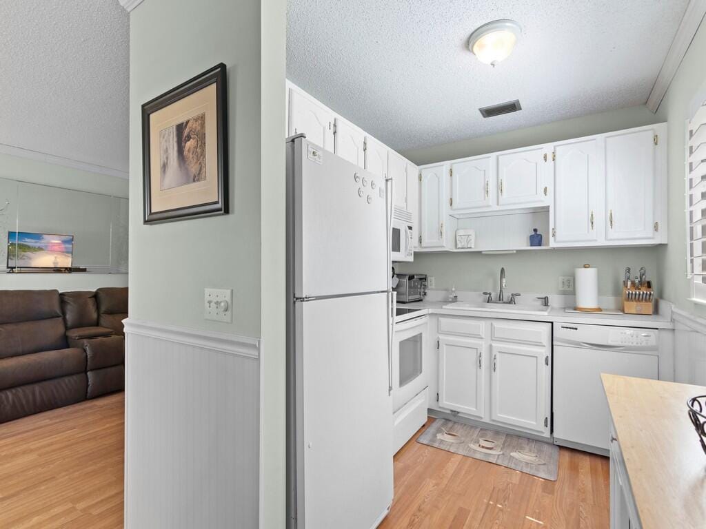 7 Vista Gardens Trail 105, Vero Beach, FL 32962