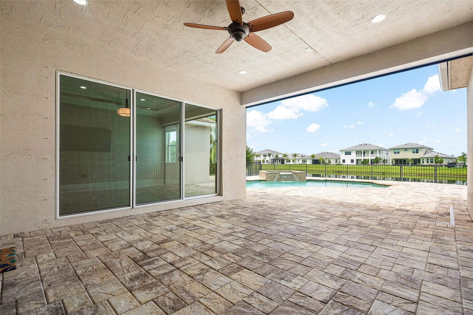 15238 Goldfinch Circle — photo 7