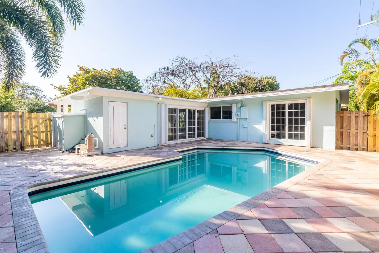 1210 NE 26th Terrace, Pompano Beach, FL 33062 photo 2