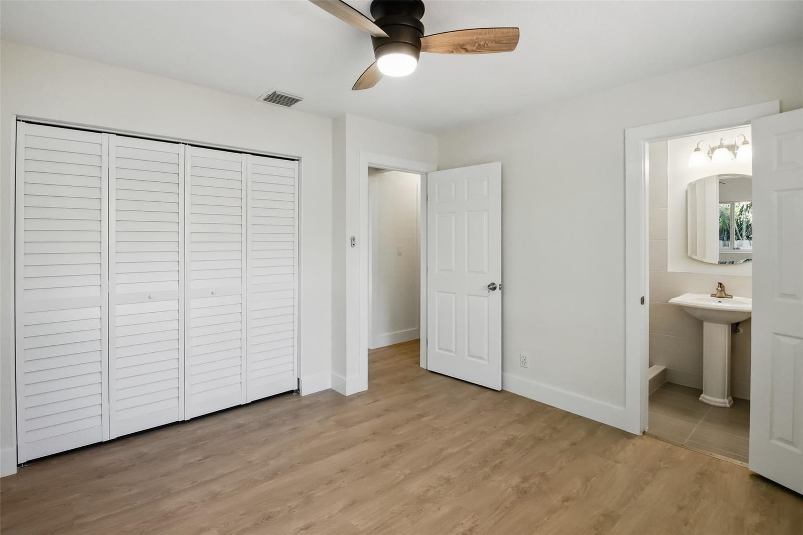 1210 NE 26th Terrace, Pompano Beach, FL 33062 photo 29