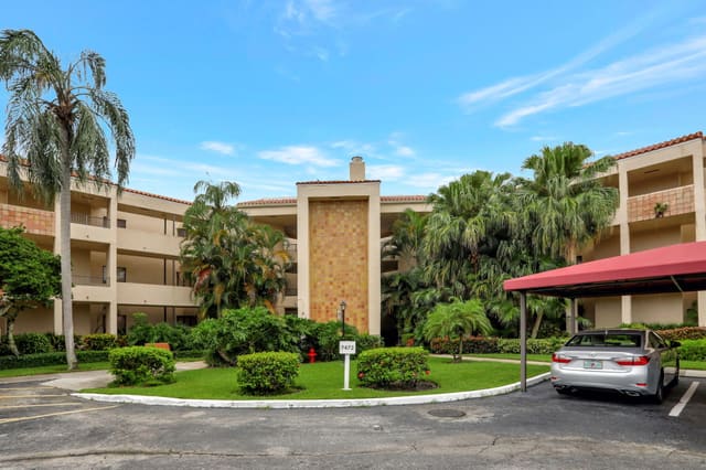 7472 La Paz Boulevard 306, Boca Raton, FL 33433