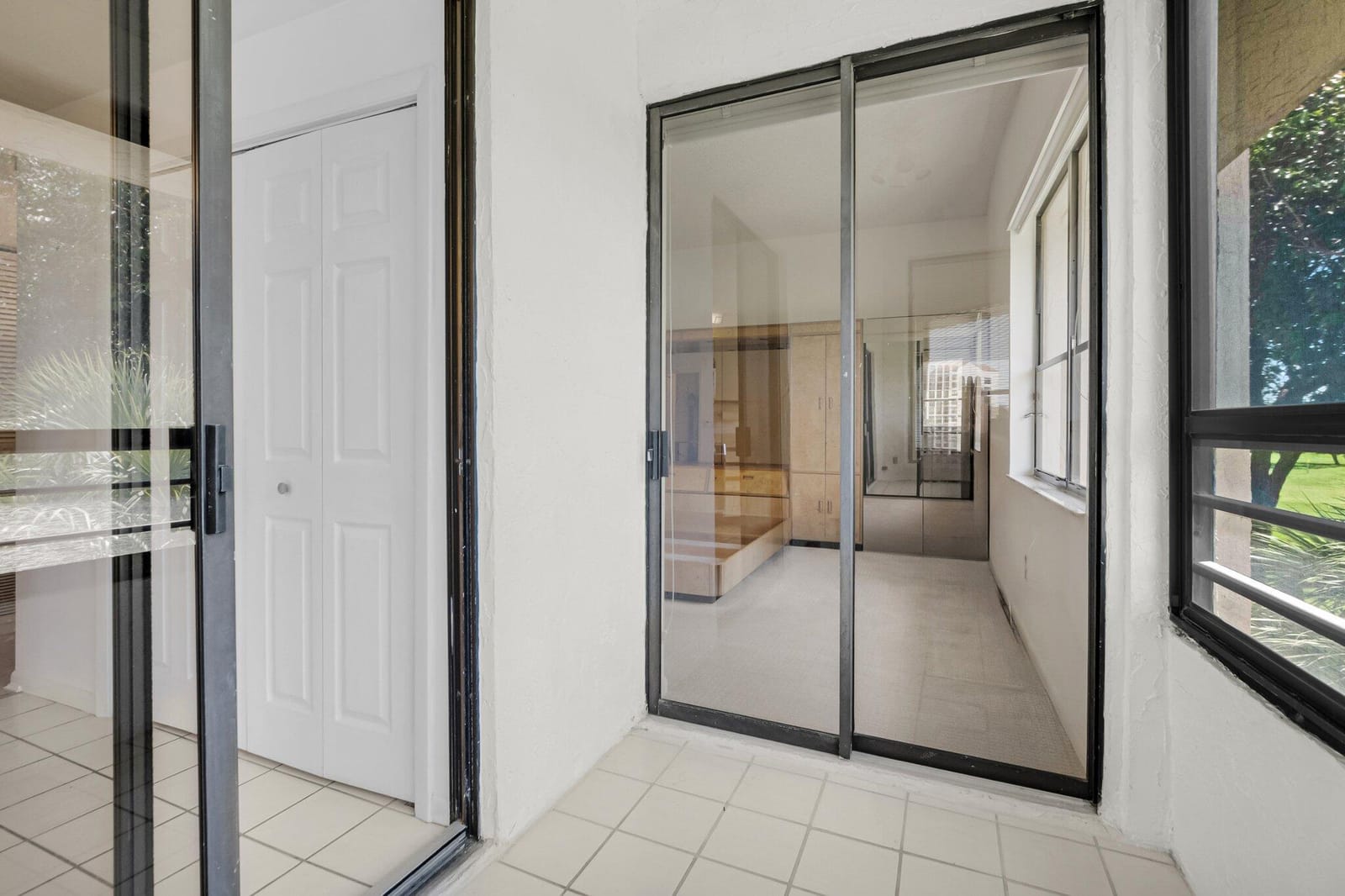 7472 La Paz Boulevard 306, Boca Raton, FL 33433 photo 12