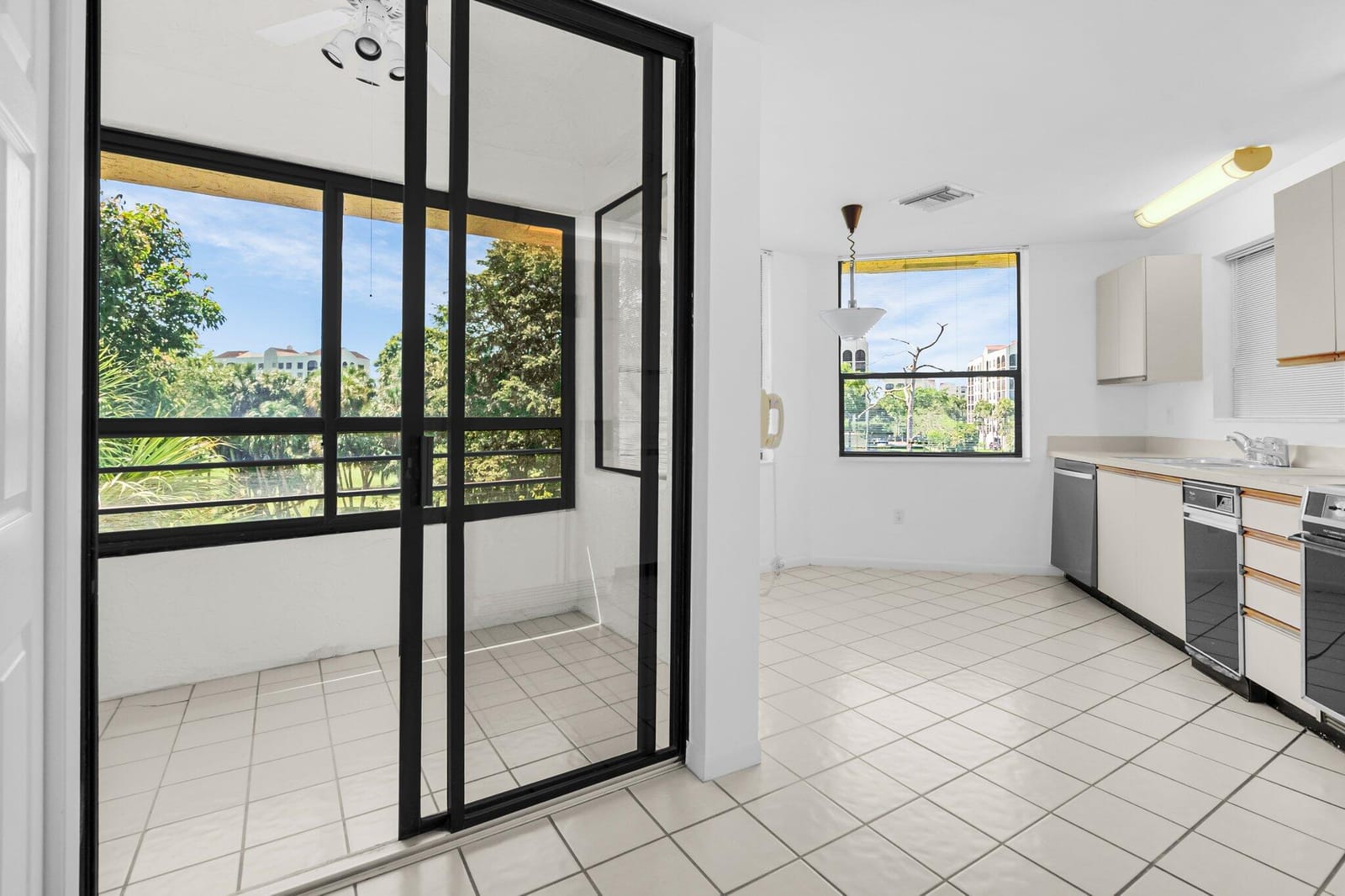 7472 La Paz Boulevard 306, Boca Raton, FL 33433 photo 16