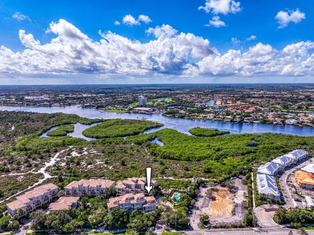 127 Tierra Lane 20, sold in Tierra Del Sol Condo, Boca Raton, FL