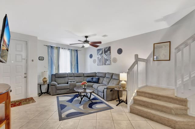 1907 Hibiscus Lane, Riviera Beach, FL 33404