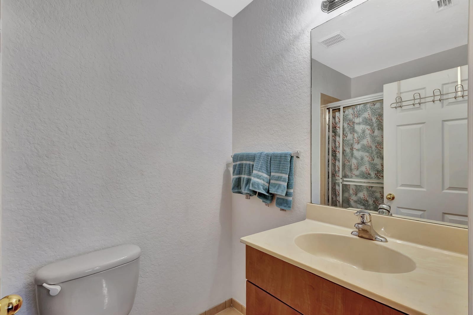 1907 Hibiscus Lane, Riviera Beach, FL 33404 photo 27