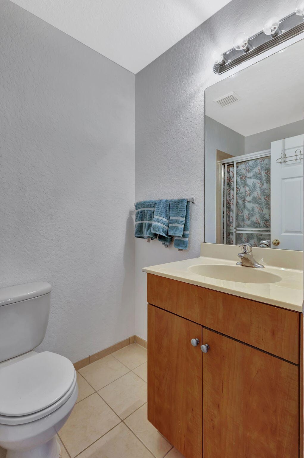 1907 Hibiscus Lane, Riviera Beach, FL 33404 photo 28
