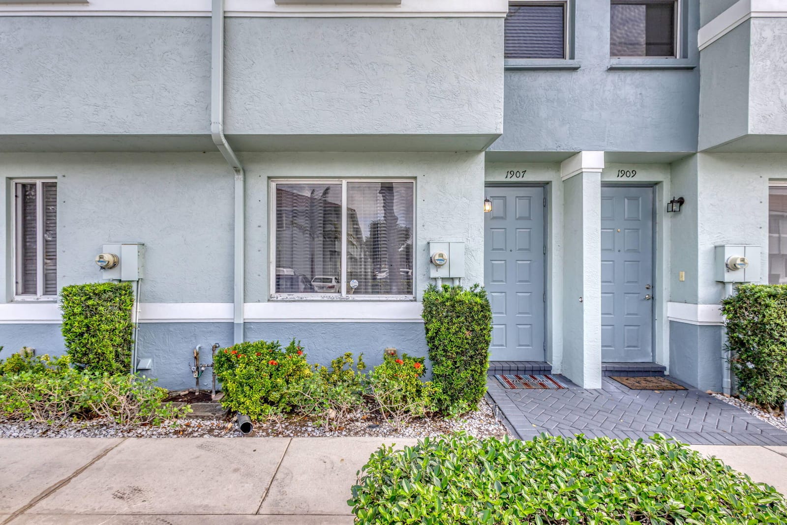 1907 Hibiscus Lane, Riviera Beach, FL 33404 photo 5