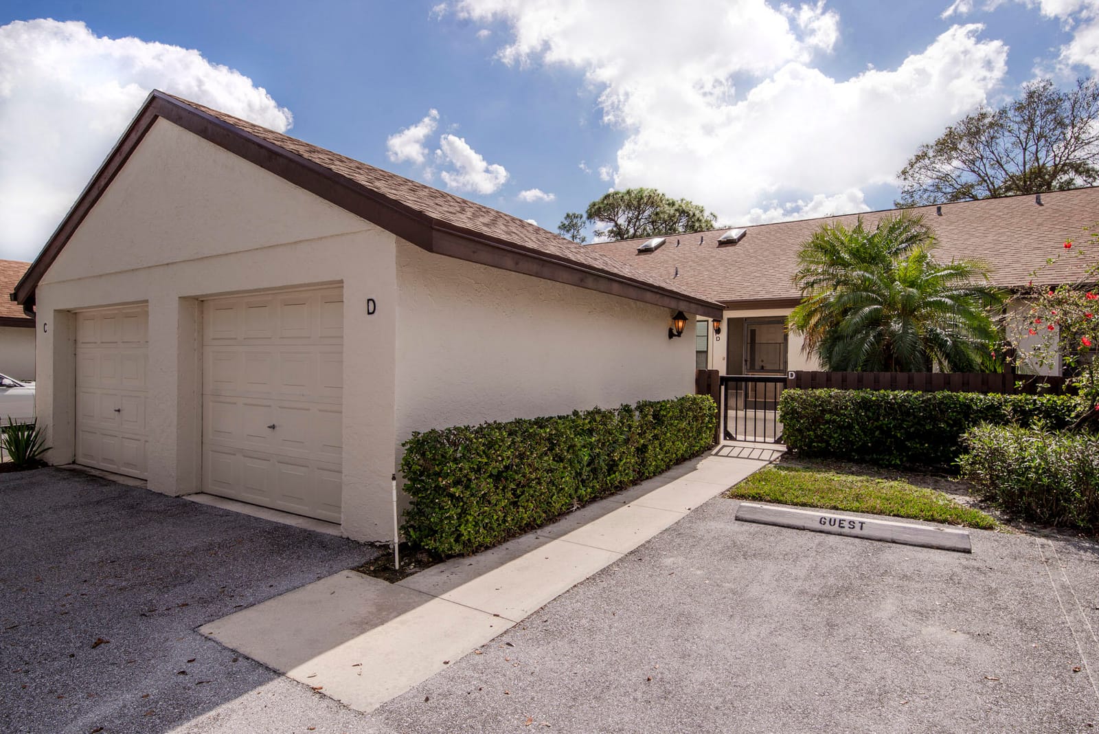 2084 SW Silver Pine Way 122-D — photo 3