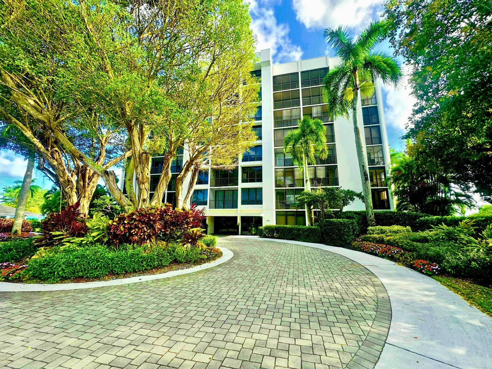 6805 Willow Wood Drive 5033, Boca Raton, FL 33434 photo 2