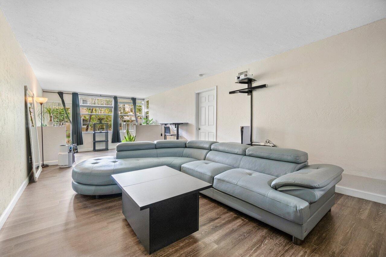 202 Palm Beach Trace Drive 202, Royal Palm Beach, FL 33411 photo 3