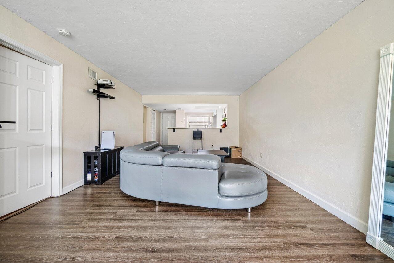 202 Palm Beach Trace Drive 202, Royal Palm Beach, FL 33411 photo 4