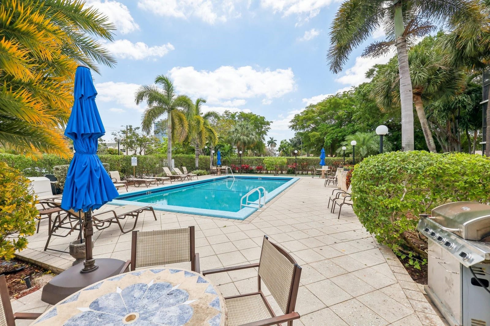 701 NE 1st Court 206, Hallandale Beach, FL 33009 photo 19