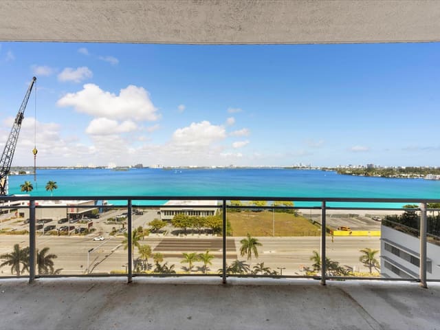 7901 Hispanola Avenue 905, North Bay Village, FL 33141