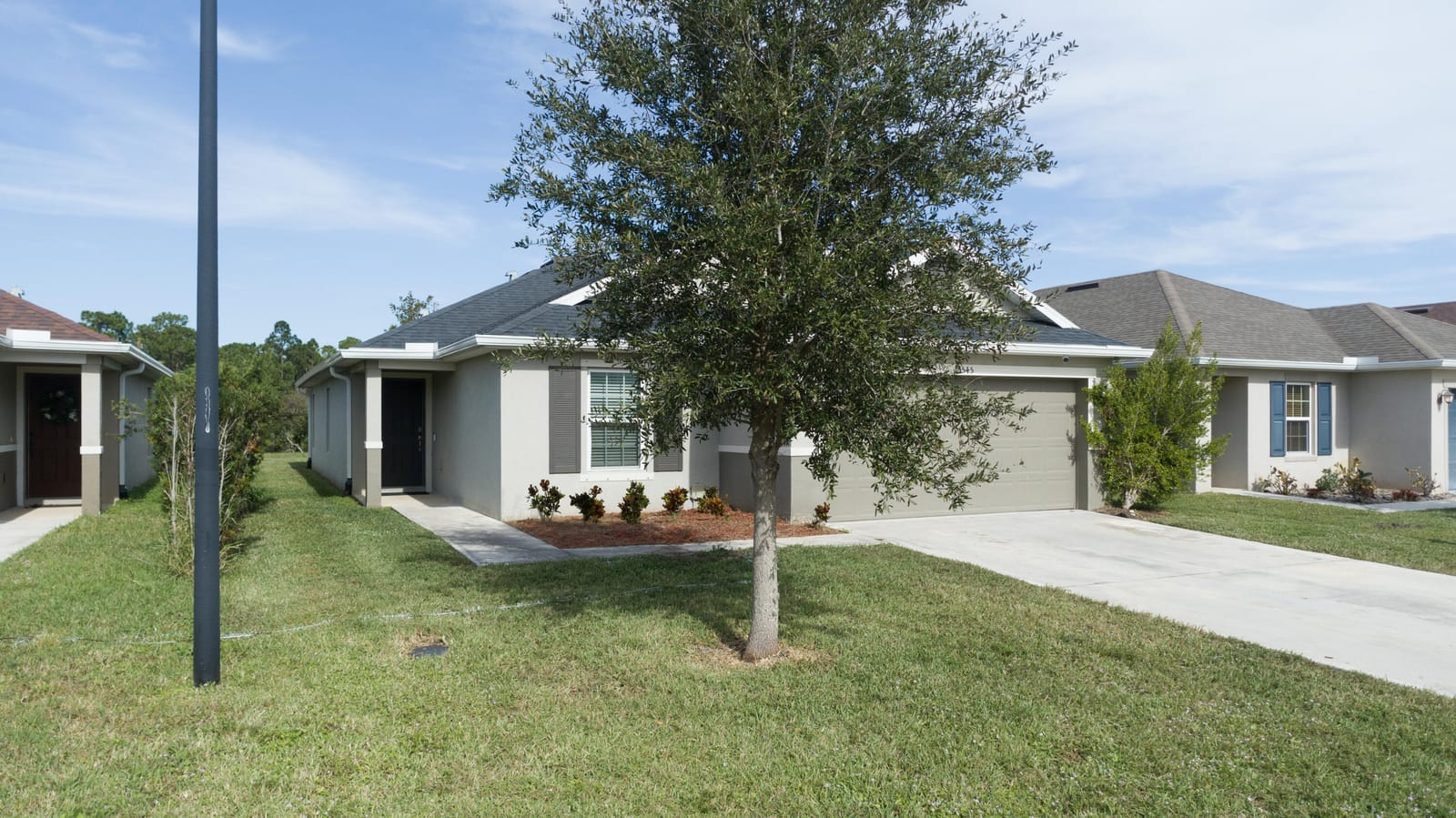 5545 NW Pine Trail Circle, Port St. Lucie, FL 34983 photo 2