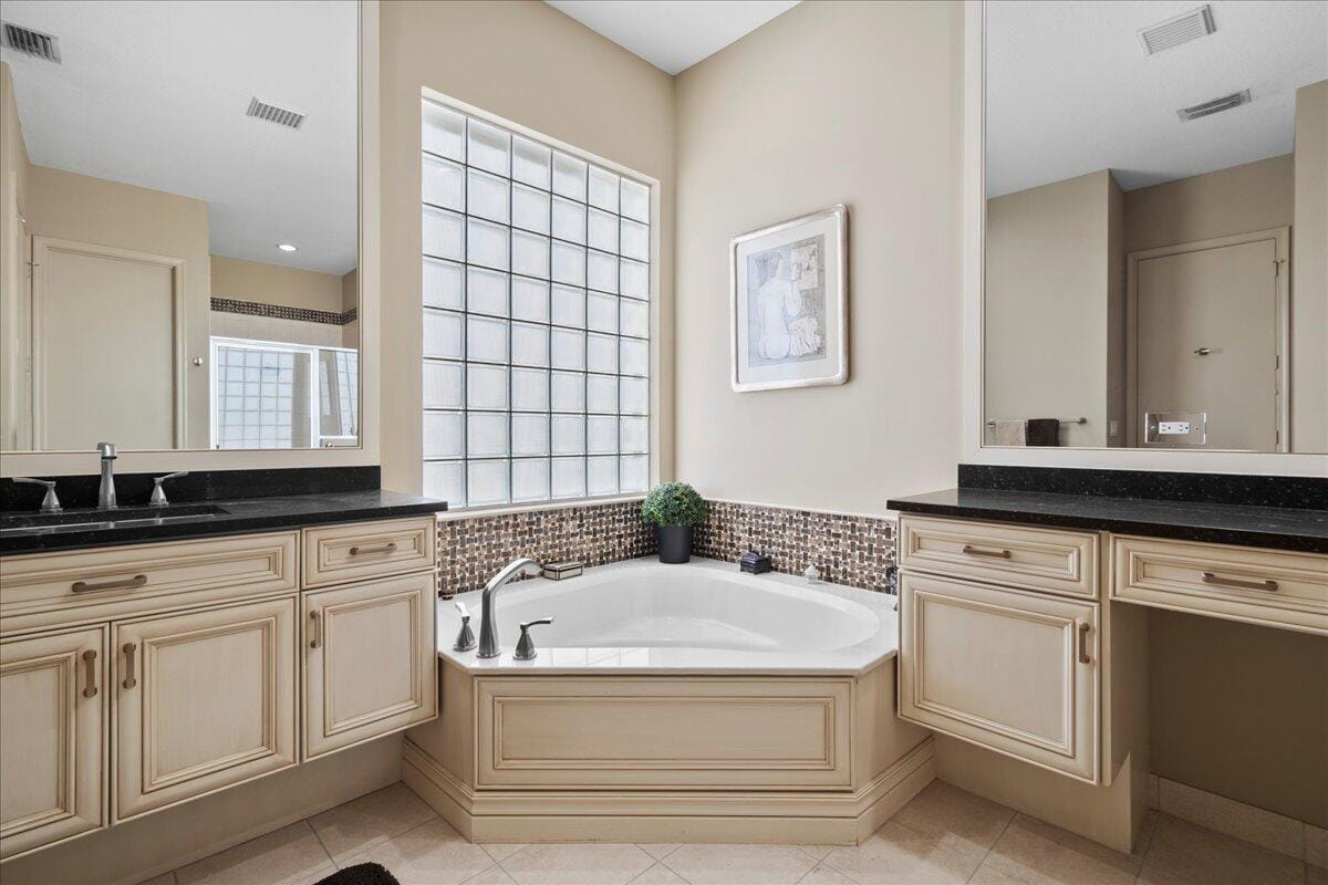 4231 Imperial Isle Drive — photo 9