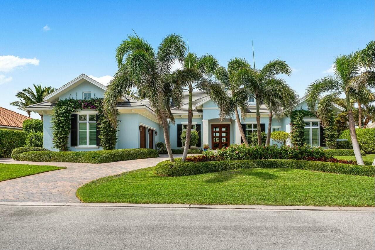 Sold home at 2915 SE Dune Drive, Stuart, FL 34996