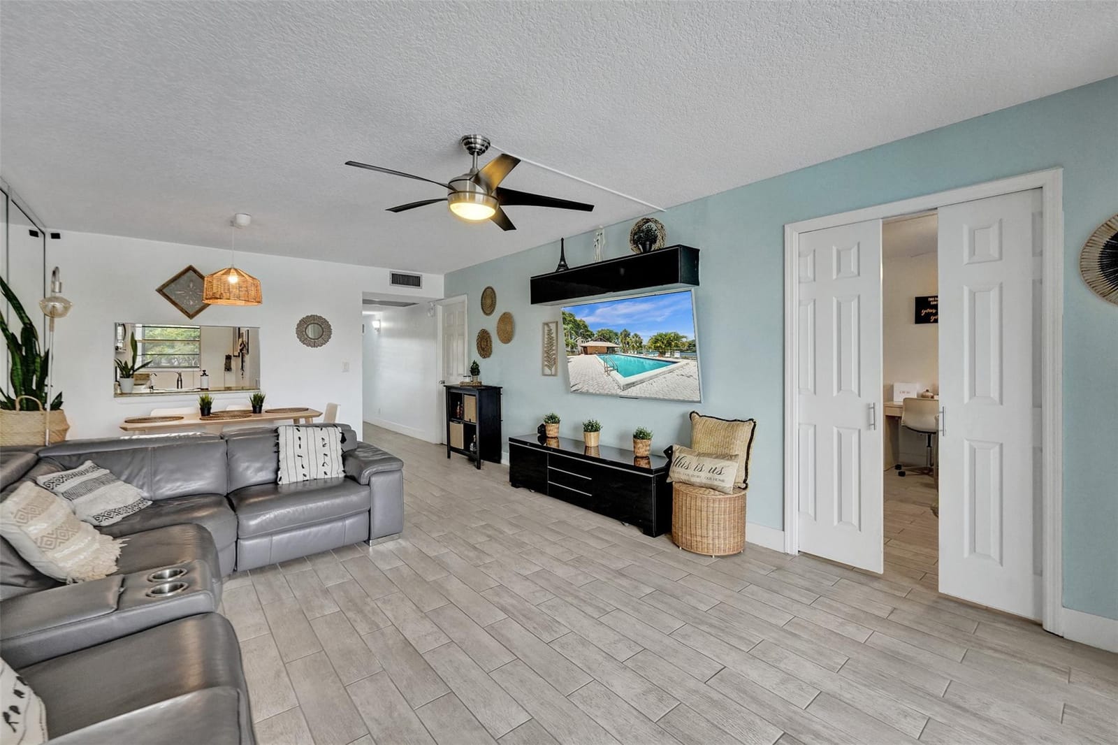 9450 Poinciana Place 215, Davie, FL 33324 photo 13