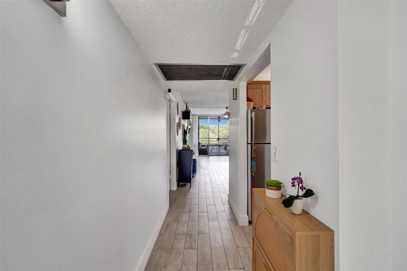 9450 Poinciana Place 215 — photo 3