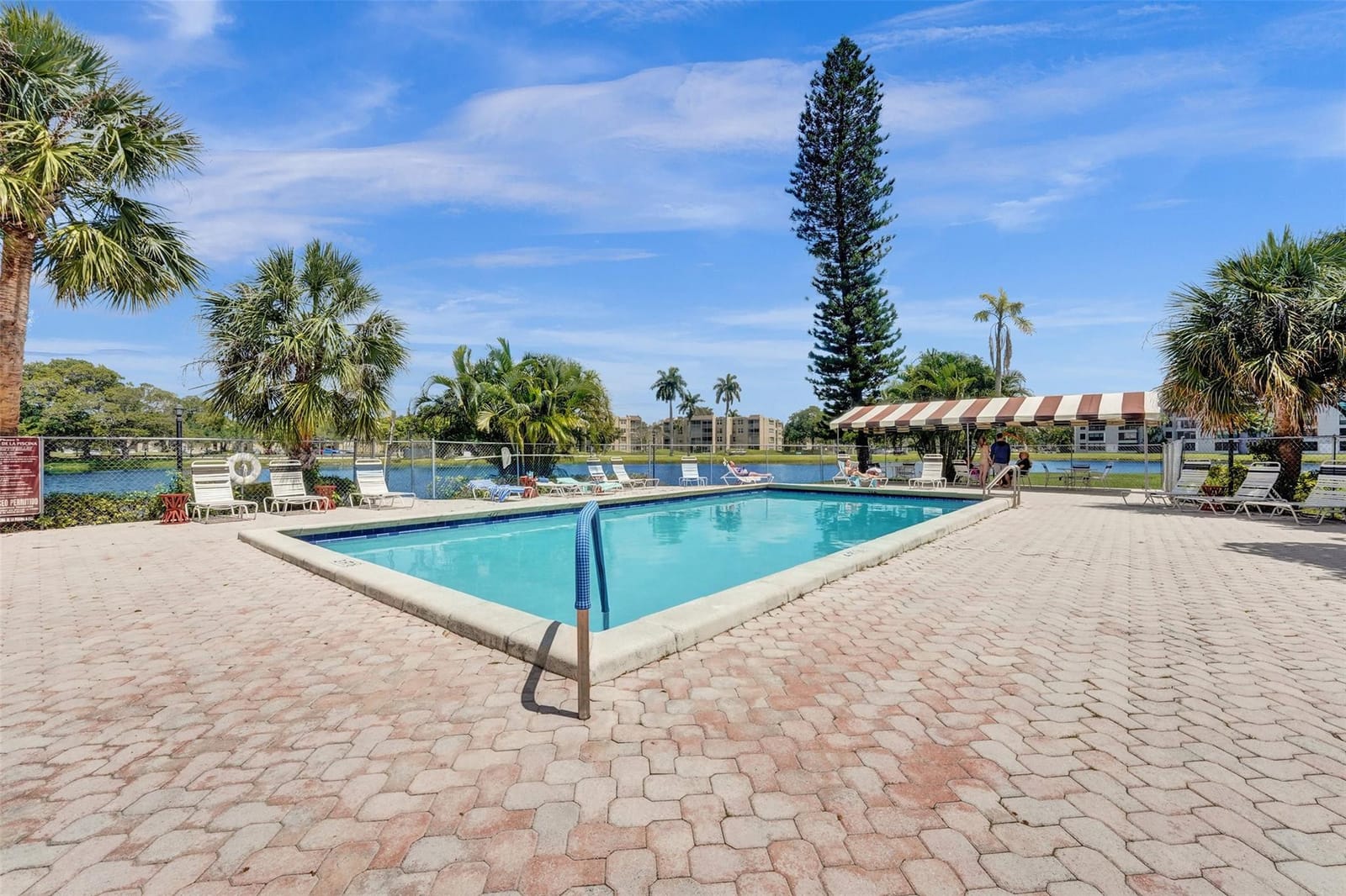 9450 Poinciana Place 215, Davie, FL 33324 photo 25