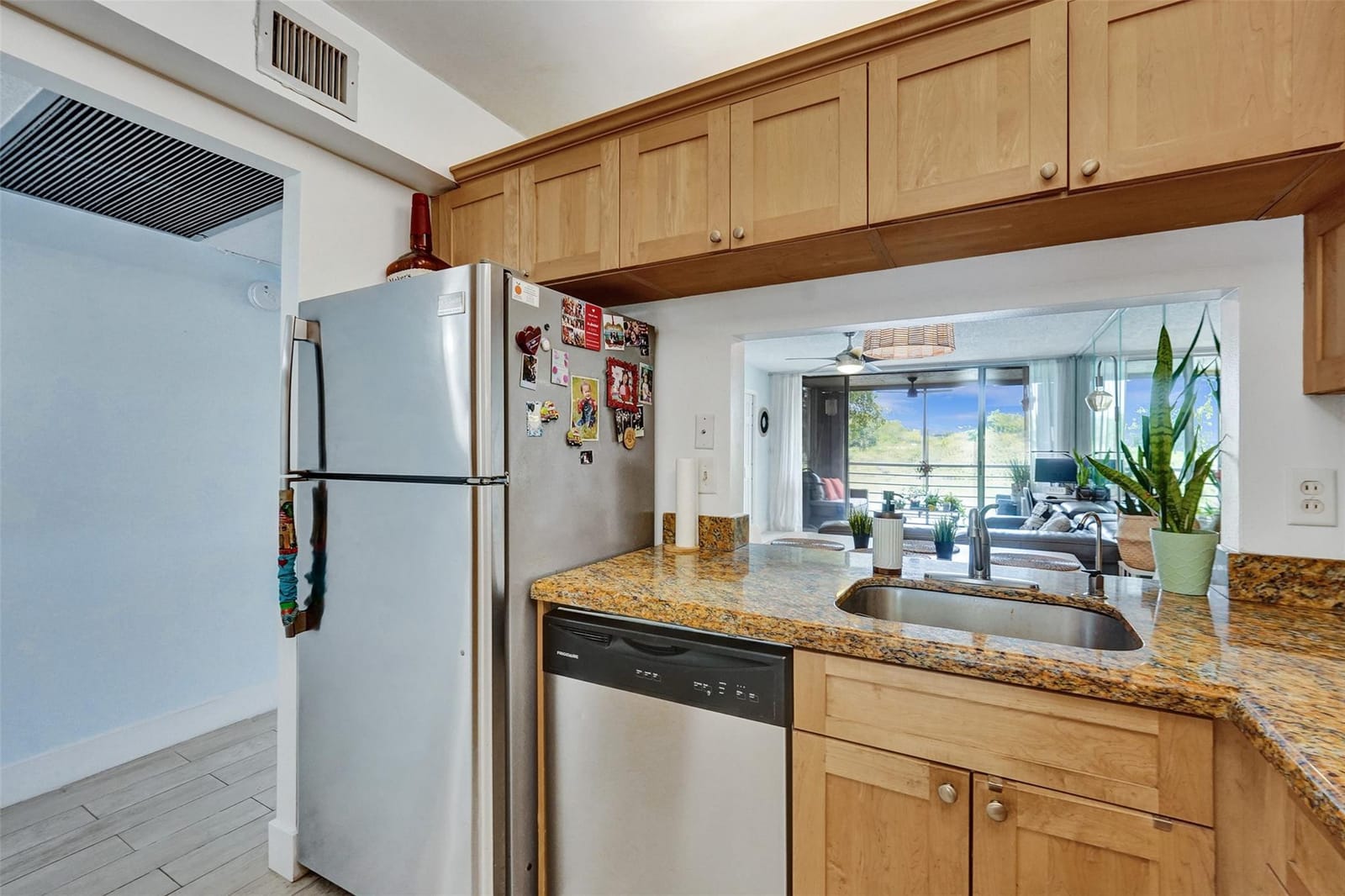 9450 Poinciana Place 215 — photo 6