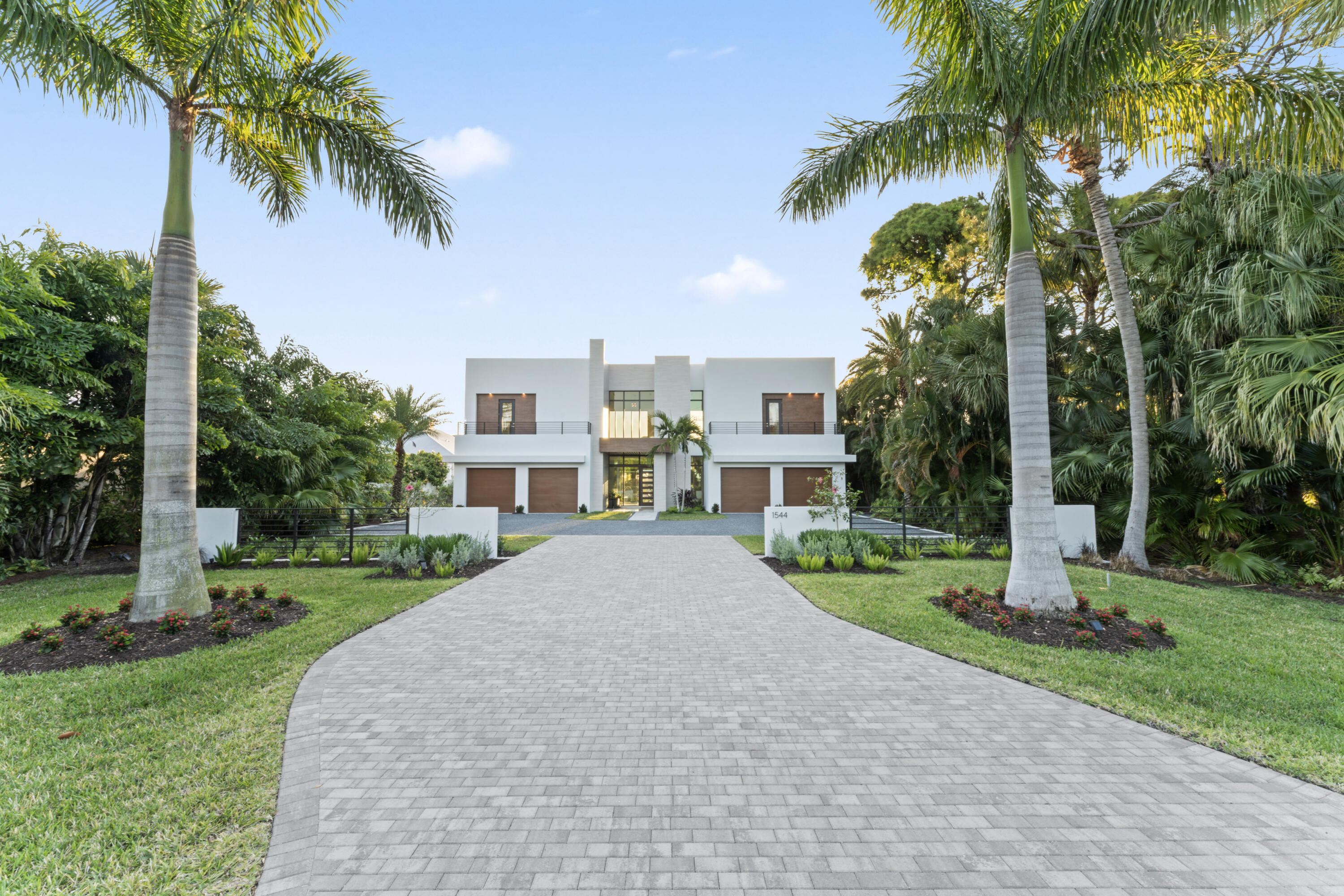 1544 SE Saint Lucie Boulevard, Stuart, FL 34996 photo 2