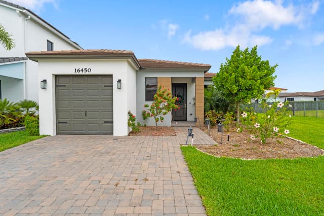 16450 Sandy Shore Drive, Westlake, FL 33470