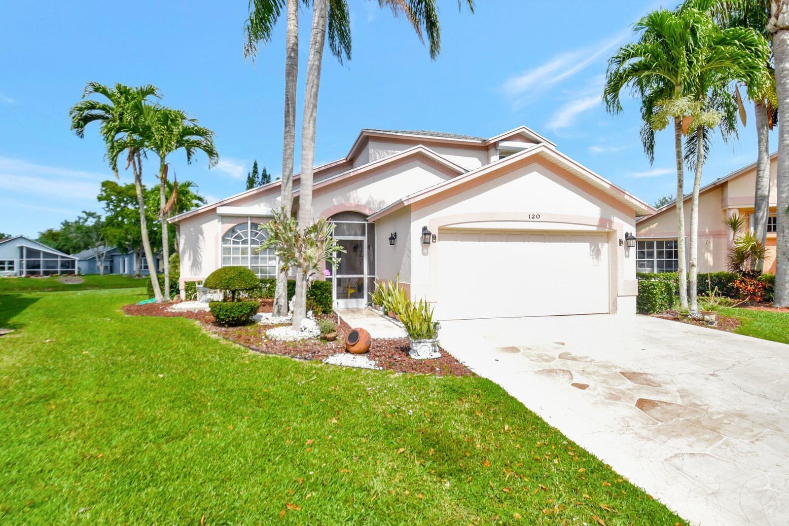 120 Hammocks Court, Greenacres, FL 33413