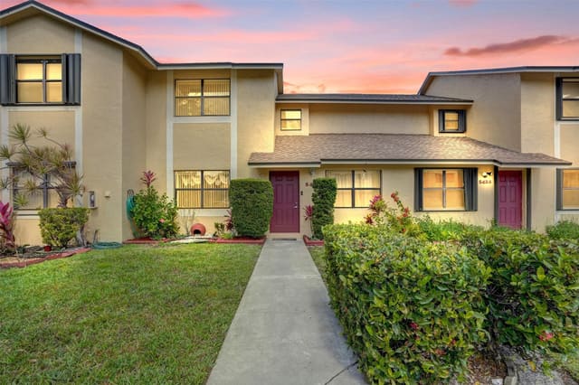 5422 Gate Lake Road 5422, sold in The Villas at the Gate, Tamarac, FL