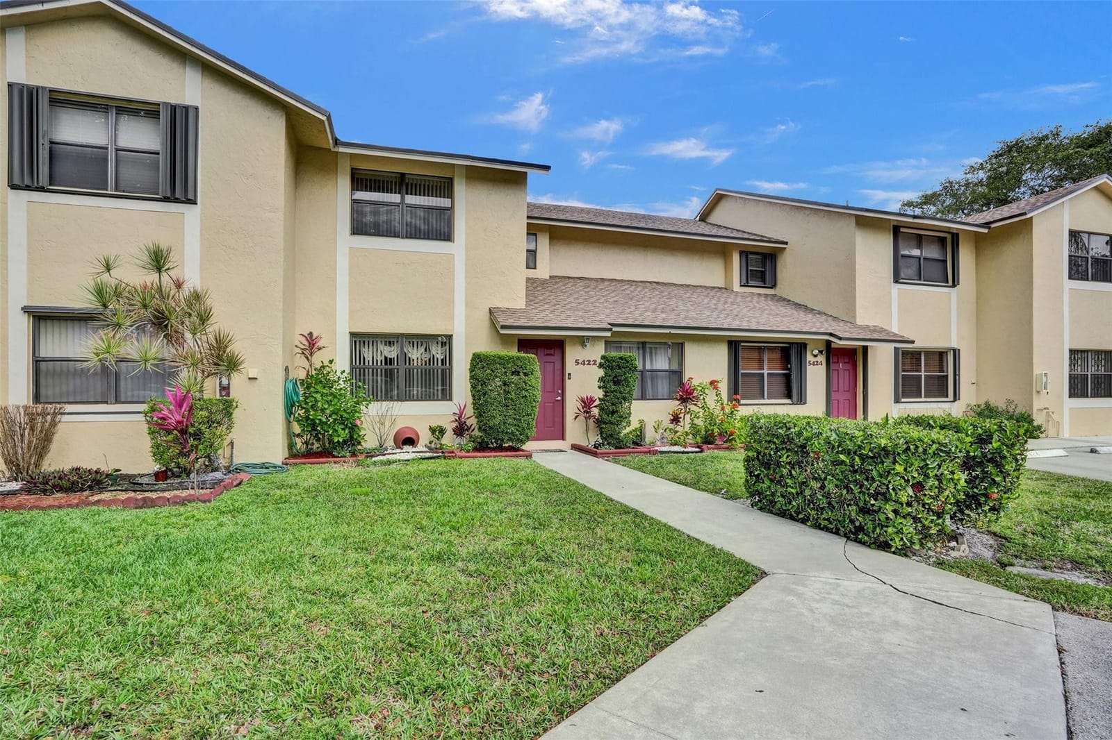 5422 Gate Lake Road 5422, Tamarac, FL 33319 photo 2