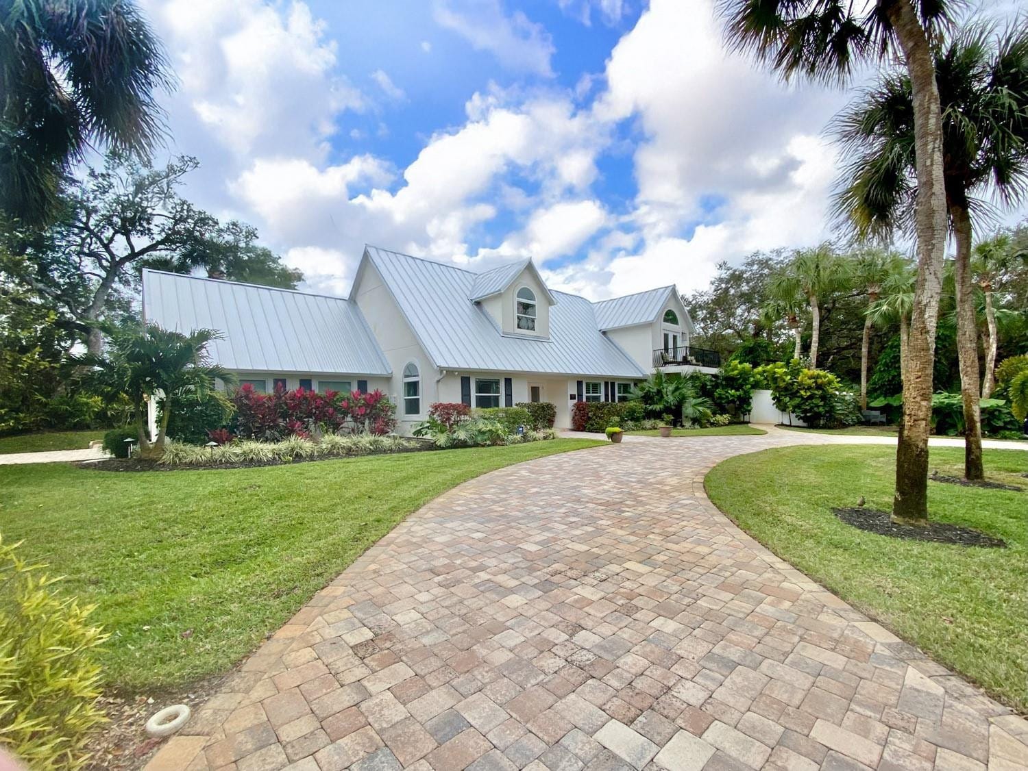 1460 Club Drive, Vero Beach, FL 32963