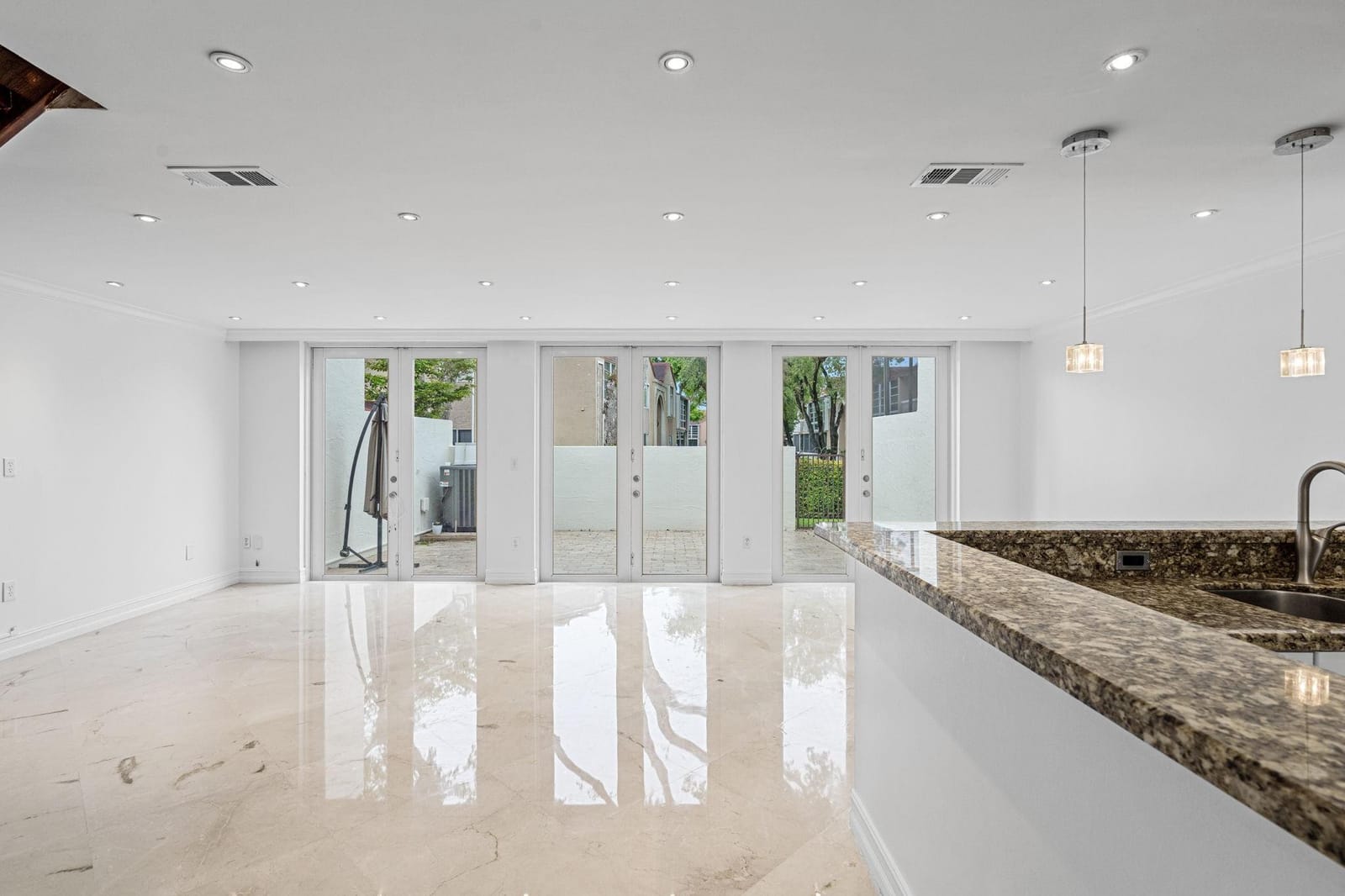 10235 NW 46th Street, Doral, FL 33178 photo 13