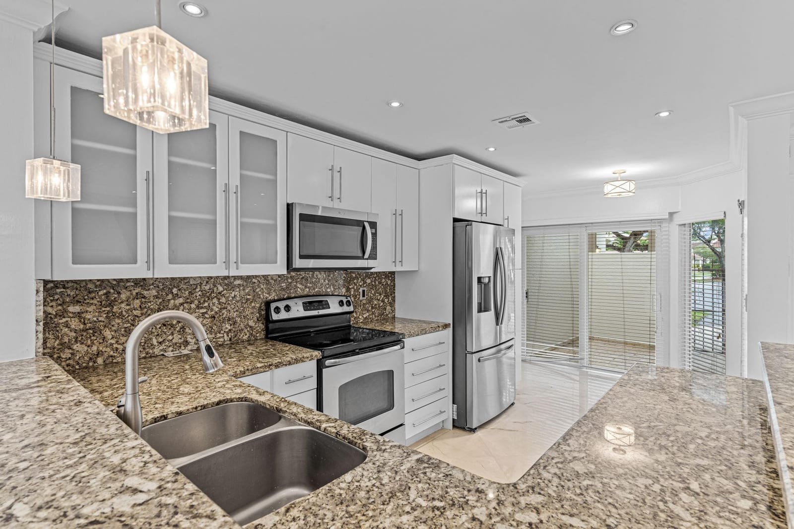 10235 NW 46th Street, Doral, FL 33178 photo 16