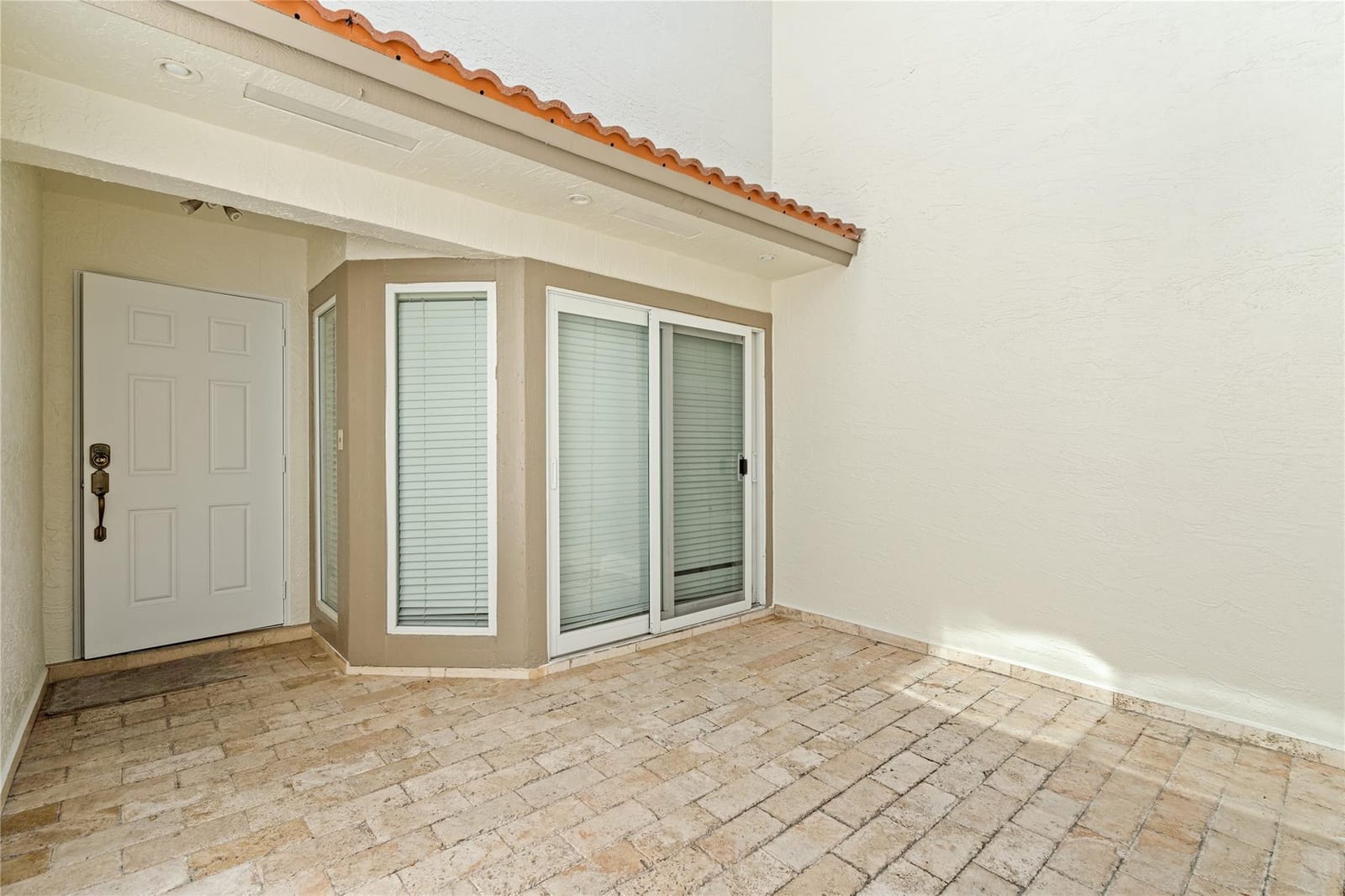 10235 NW 46th Street, Doral, FL 33178 photo 7