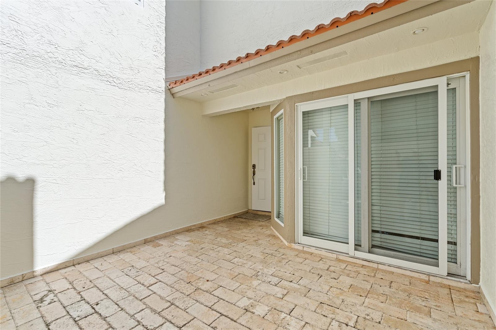 10235 NW 46th Street, Doral, FL 33178 photo 8