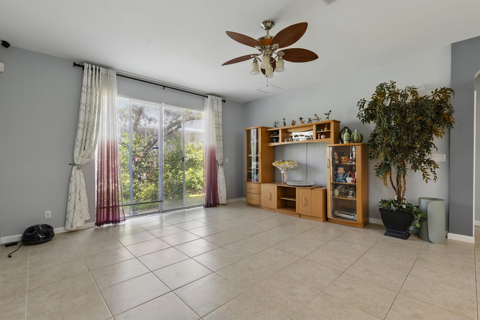 1023 Center Stone Lane, Riviera Beach, FL 33404 photo 18