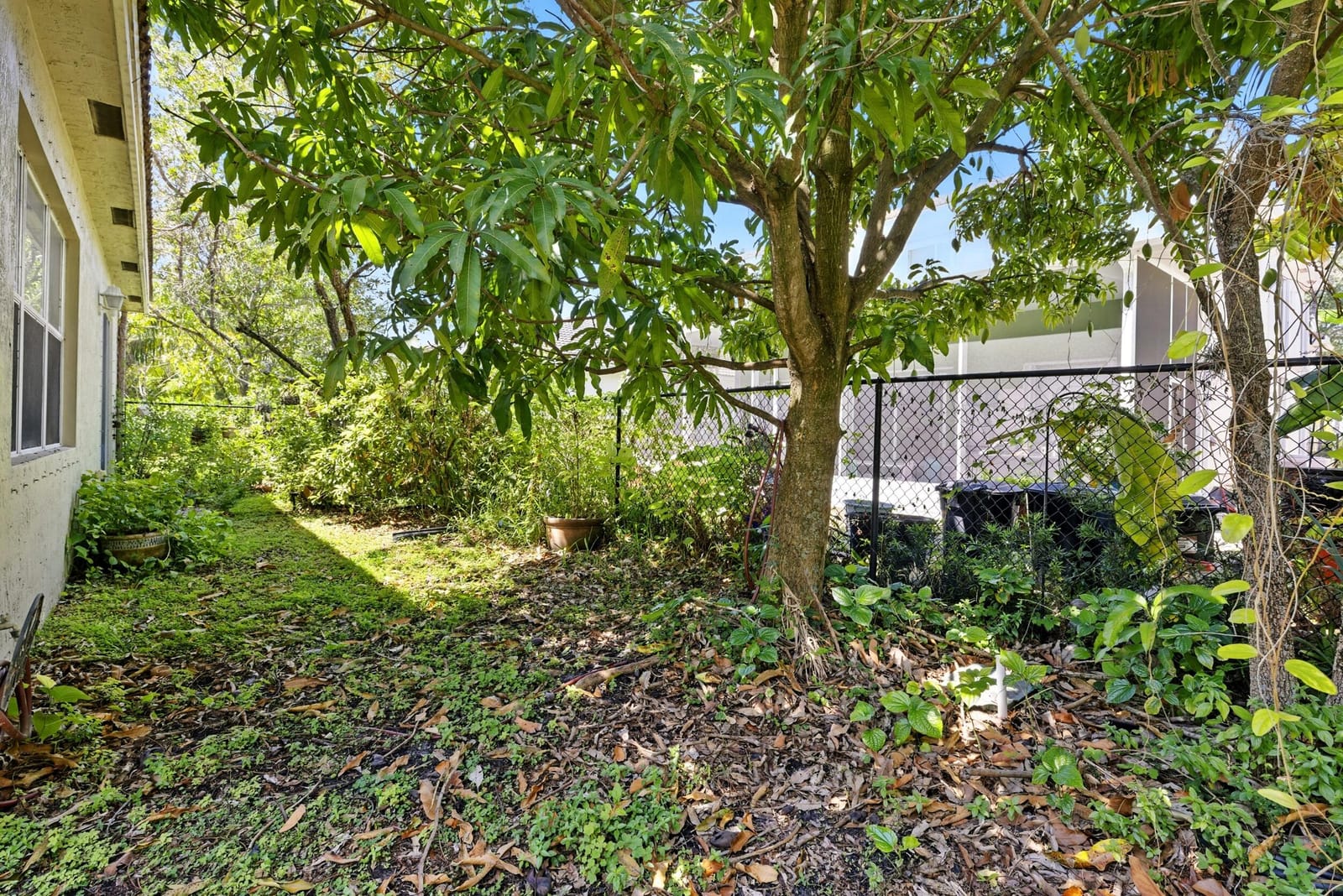 1023 Center Stone Lane, Riviera Beach, FL 33404 photo 27
