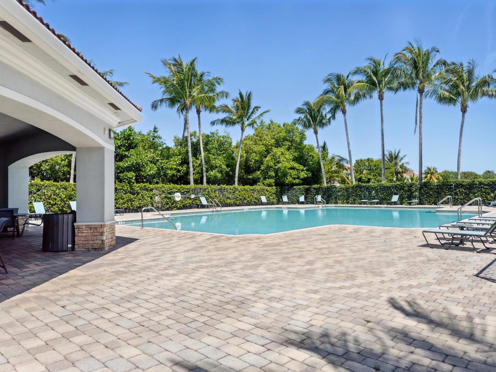 1023 Center Stone Lane, Riviera Beach, FL 33404 photo 4