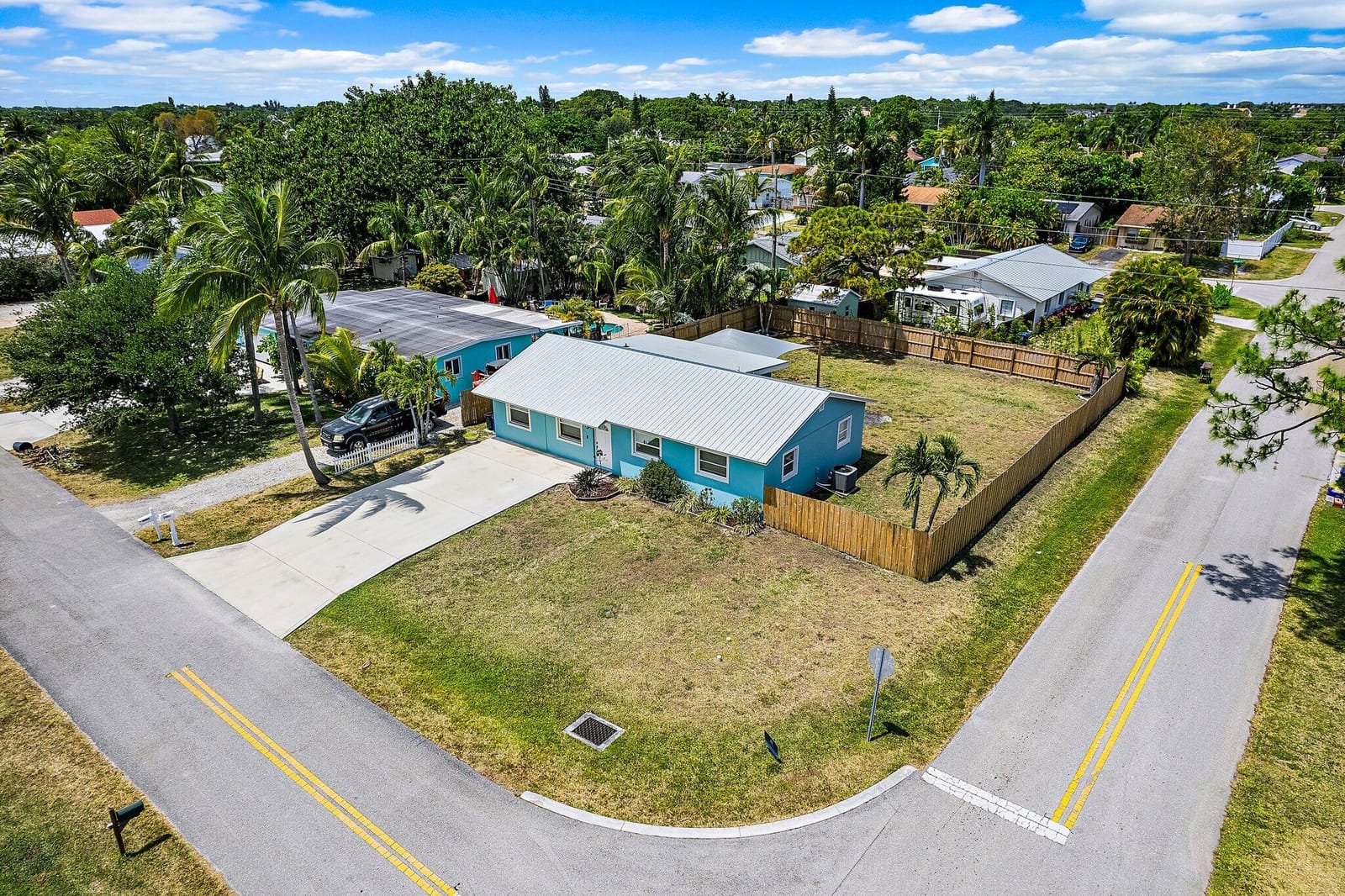 1001 Pottawatomie Street, Jupiter, FL 33458