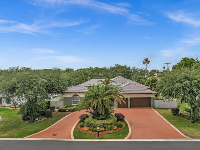 3934 Sherwood Boulevard, sold in Sherwood Park, Delray Beach, FL