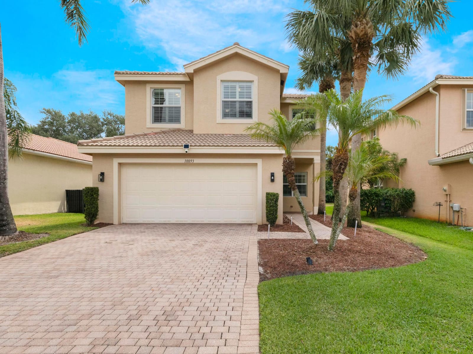 10893 Bitternut Hickory Lane, Boynton Beach, FL 33437