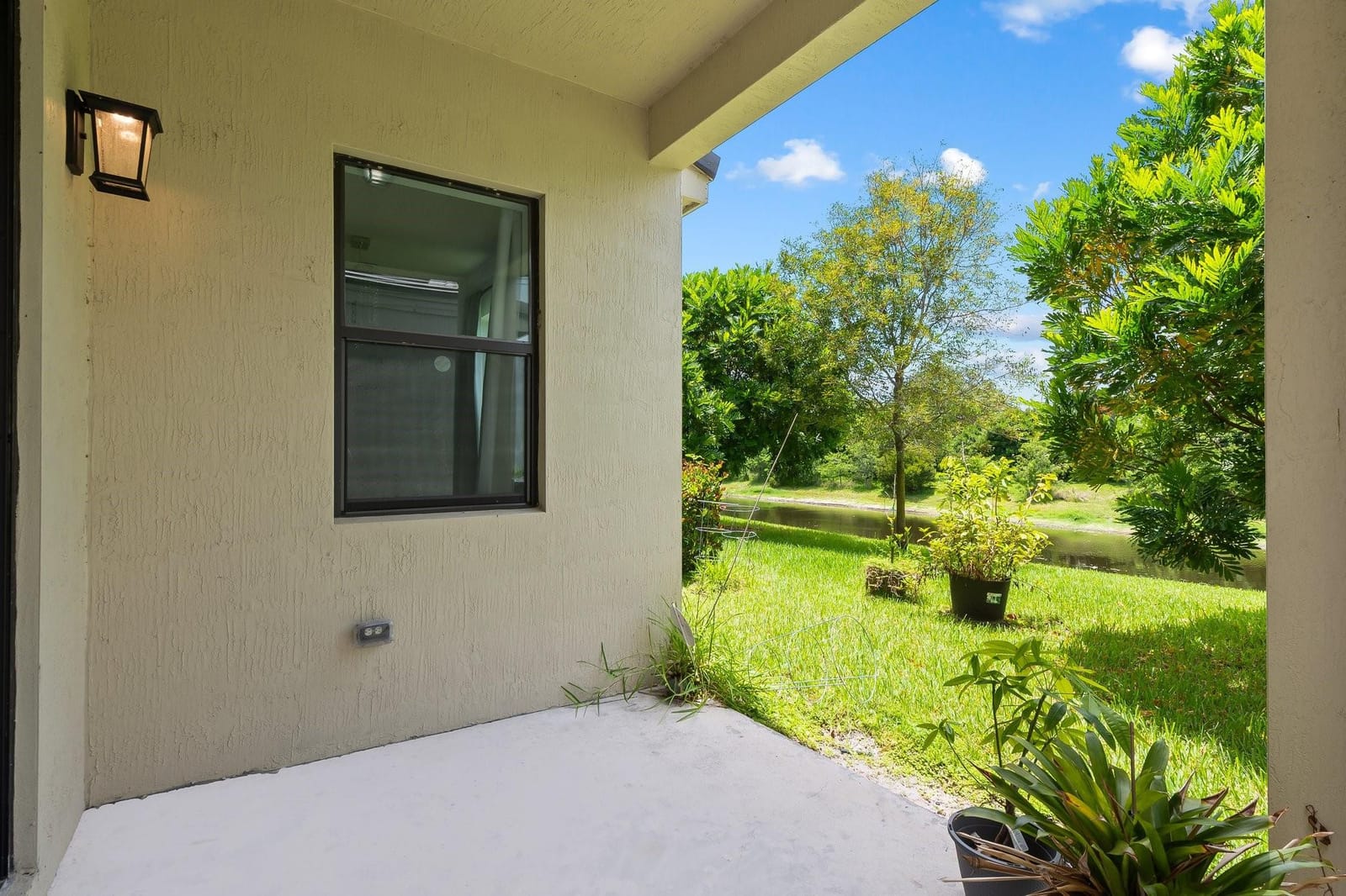 193 NW 36th Avenue, Pompano Beach, FL 33069 photo 2