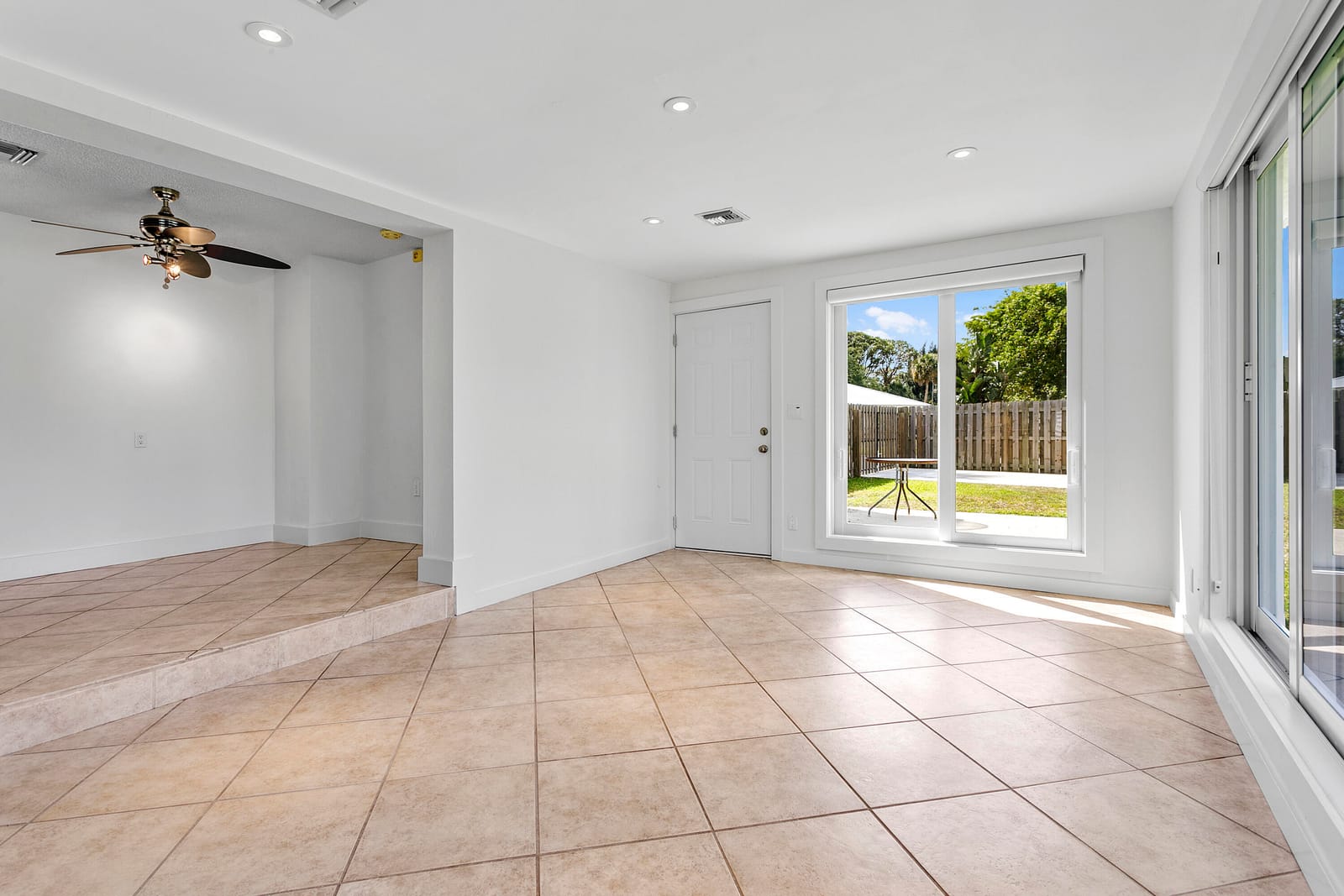 607 Skylake Drive, West Palm Beach, FL 33415 photo 13