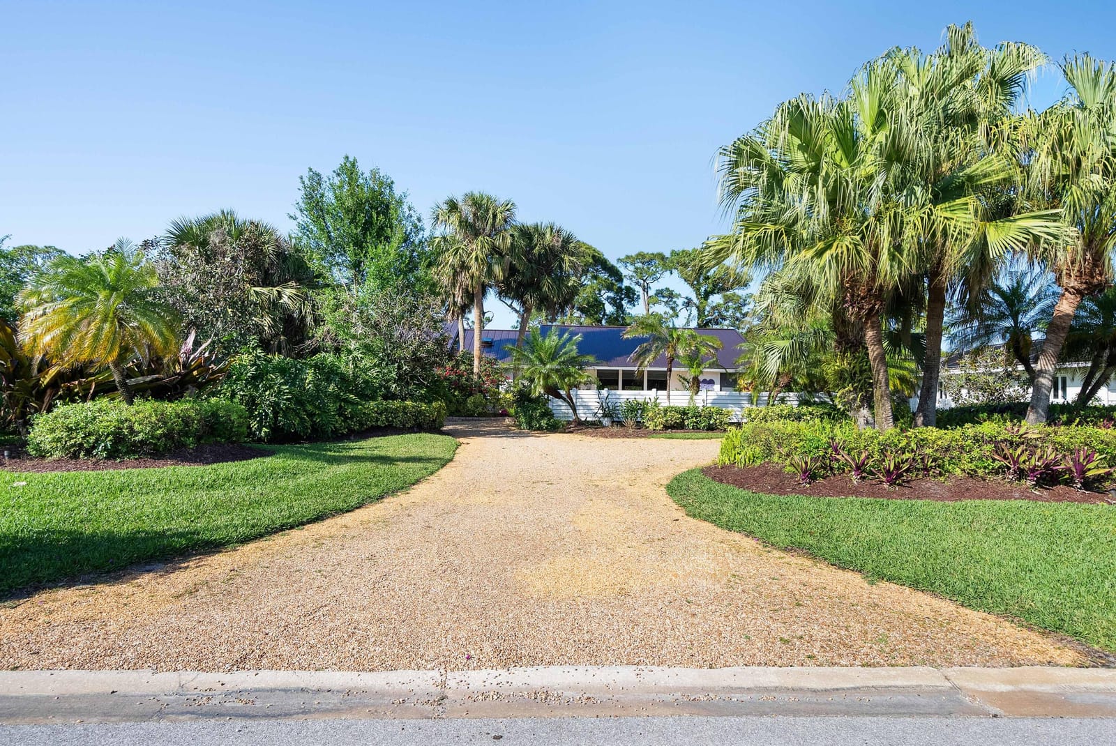 5261 SE Burning Tree Circle, Stuart, FL 34997 photo 2