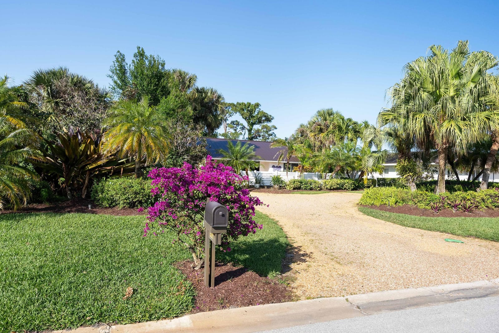5261 SE Burning Tree Circle, Stuart, FL 34997 photo 3